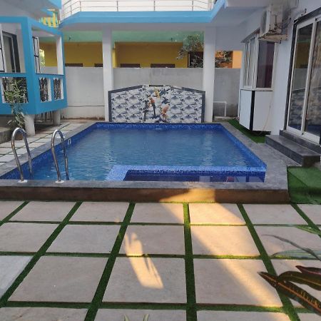 Queen Of Queen'S Hotel Calangute Exterior foto