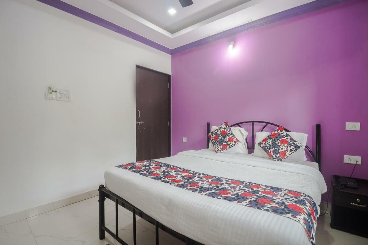 Queen Of Queen'S Hotel Calangute Exterior foto