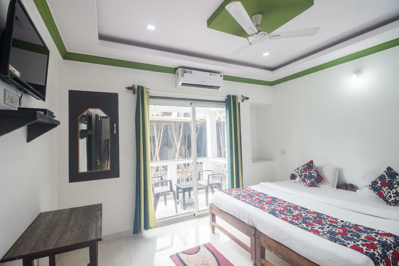 Queen Of Queen'S Hotel Calangute Exterior foto